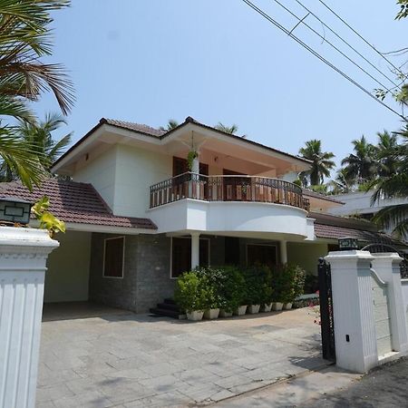 Pinky'S Villa Thiruvananthapuram Dış mekan fotoğraf