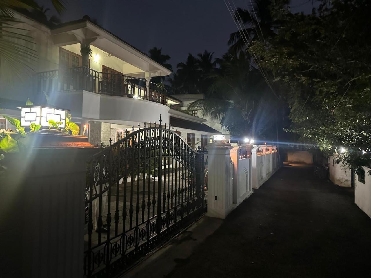 Pinky'S Villa Thiruvananthapuram Dış mekan fotoğraf